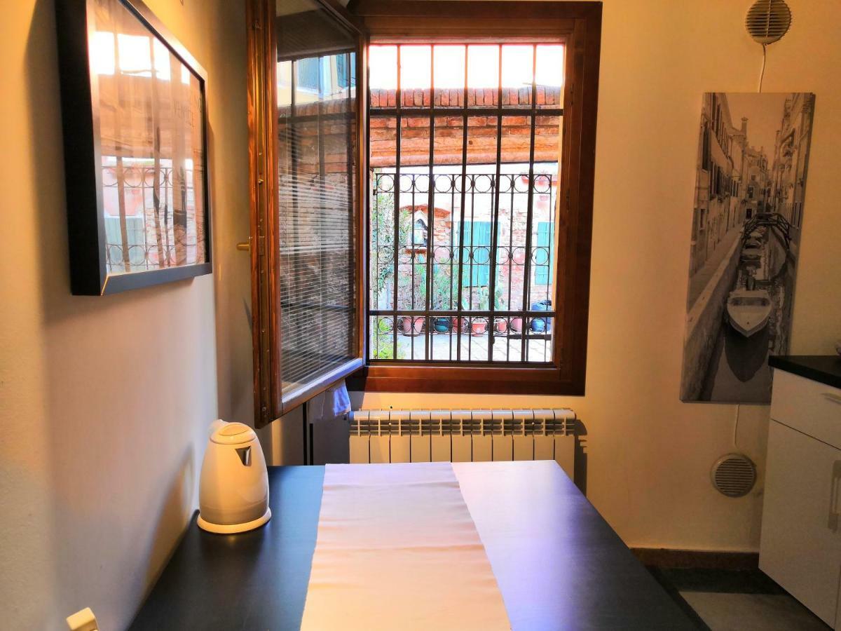 Castello Ground Floor Apartment Venice Exterior photo